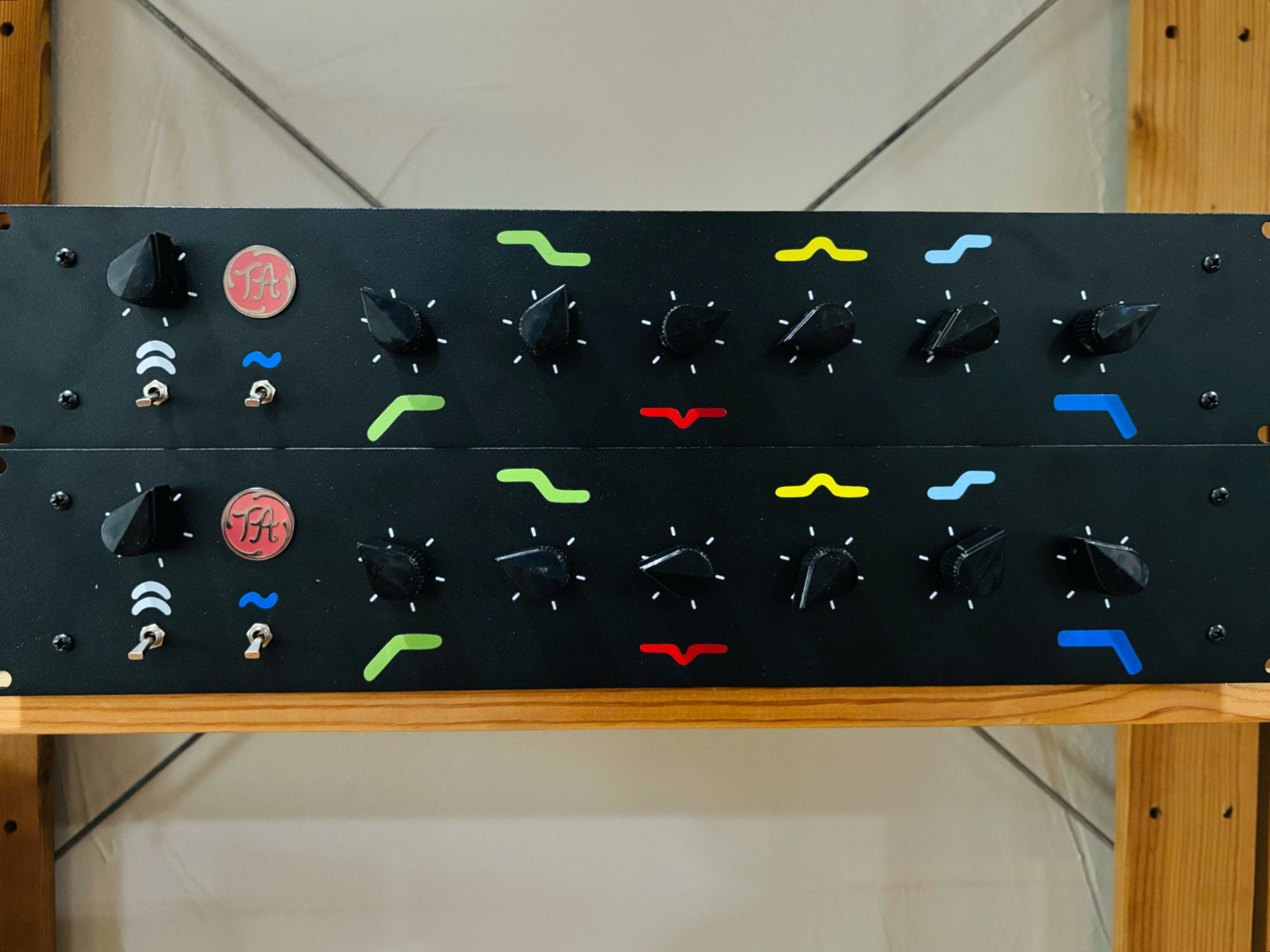 SEQ 6-Band Studio Mix Equalizer